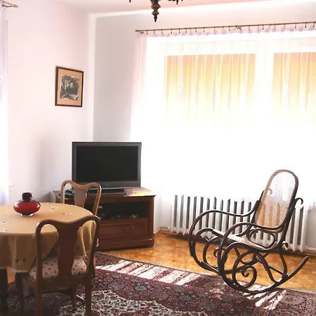 U Adeli * 格丁尼亚