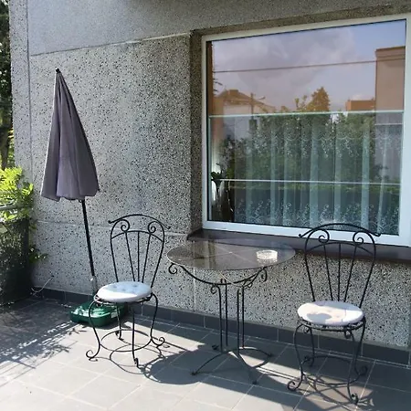 U Adeli * 格丁尼亚